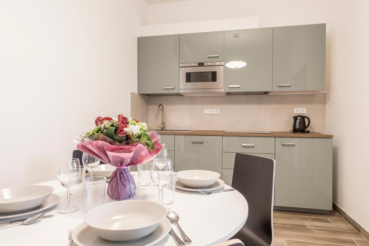 Merkur Apartments Prague Extérieur photo